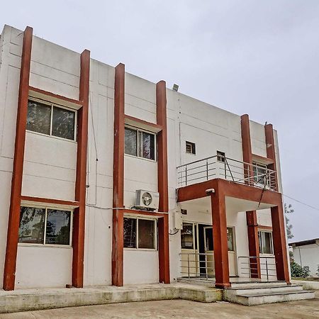 Super Hotel O Midway Treat Dhār المظهر الخارجي الصورة