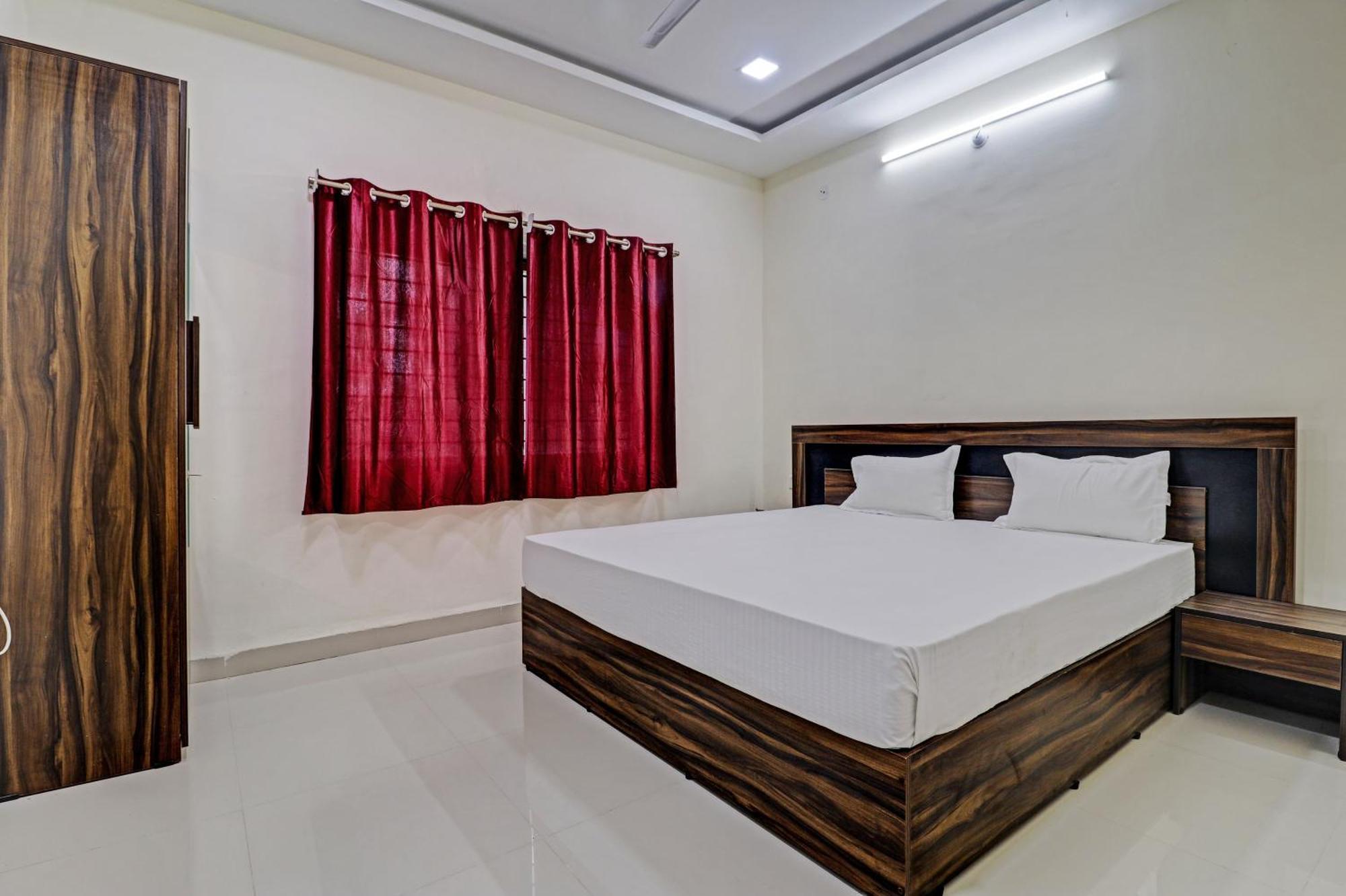Super Hotel O Midway Treat Dhār المظهر الخارجي الصورة